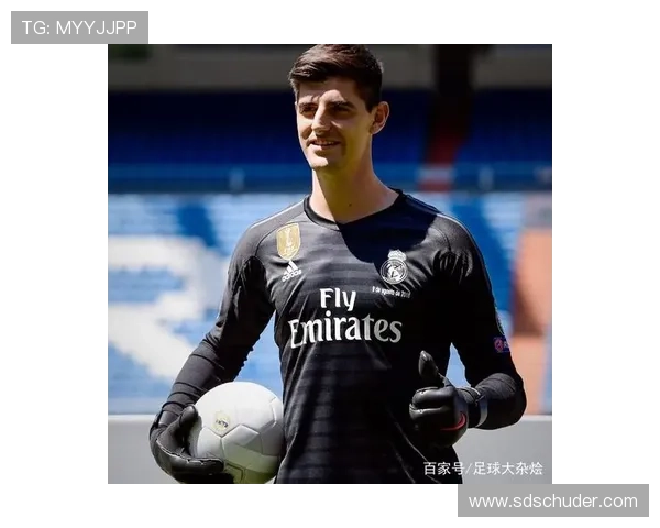 库尔图瓦职业生涯分析:未能赢得世界杯与金手套的遗憾与影响 库尔图瓦职业生涯分析:未能赢得世界杯与金手套的遗憾与影响