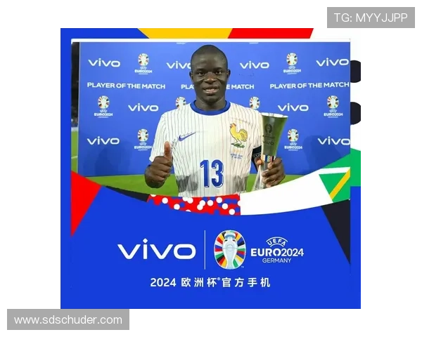 欧联杯最佳球员揭晓：本赛季足球之星的候选人分析与表现探讨