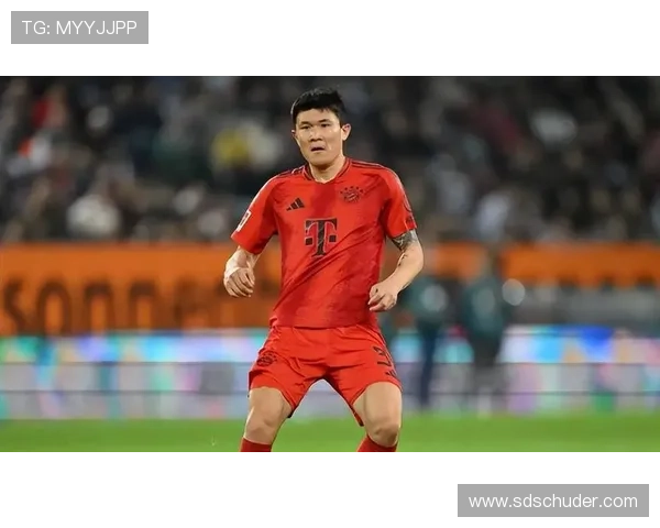 金玟哉:意甲最佳后卫荣誉解析 金玟哉:意甲最佳后卫荣誉解析