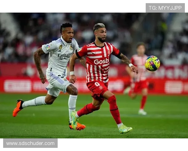 巴萨中场技术仍具优势，但比赛主导权已逐步丧失