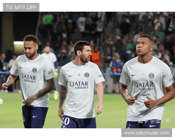 内马尔与姆巴佩核心地位对比：谁才是巴黎真正核心